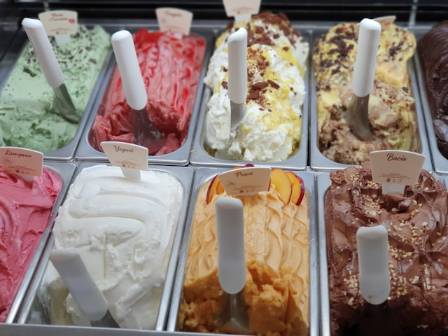 16 Unique Ways Ice Cream Is Enjoyed Around the World