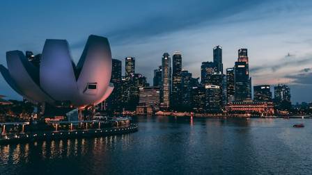 5 Most Stunning Cities to Explore at Night